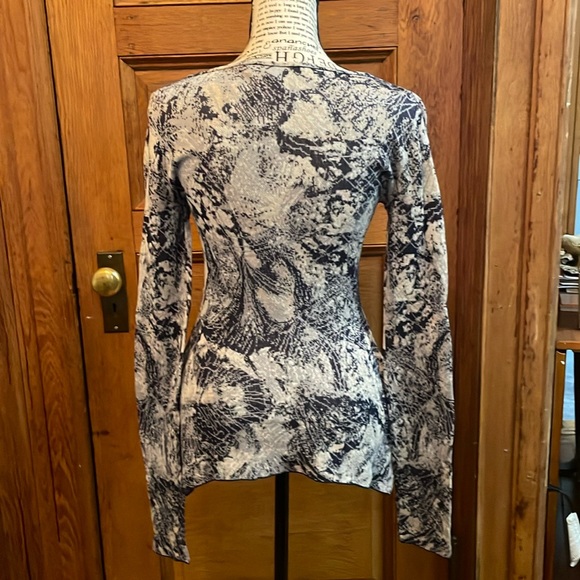 BCBG Maxazria Silk Sweater - Picture 3 of 11